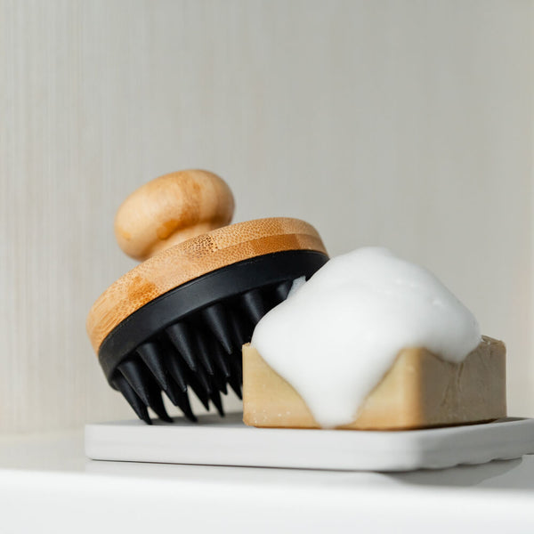 シャンプーブラシ