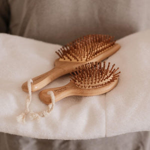 バンブーヘアブラシ
