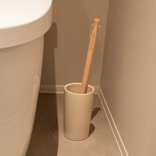 Toilet brush